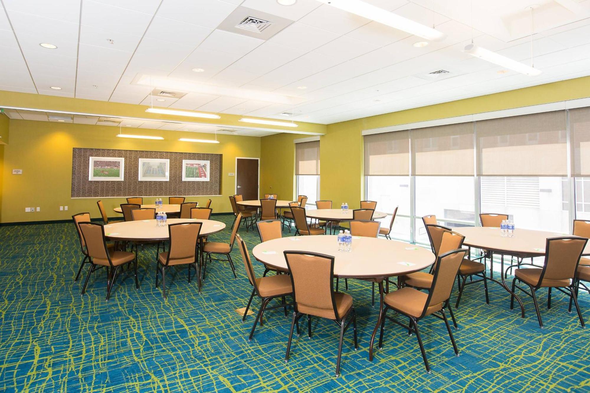 Springhill Suites By Marriott Bloomington Ngoại thất bức ảnh