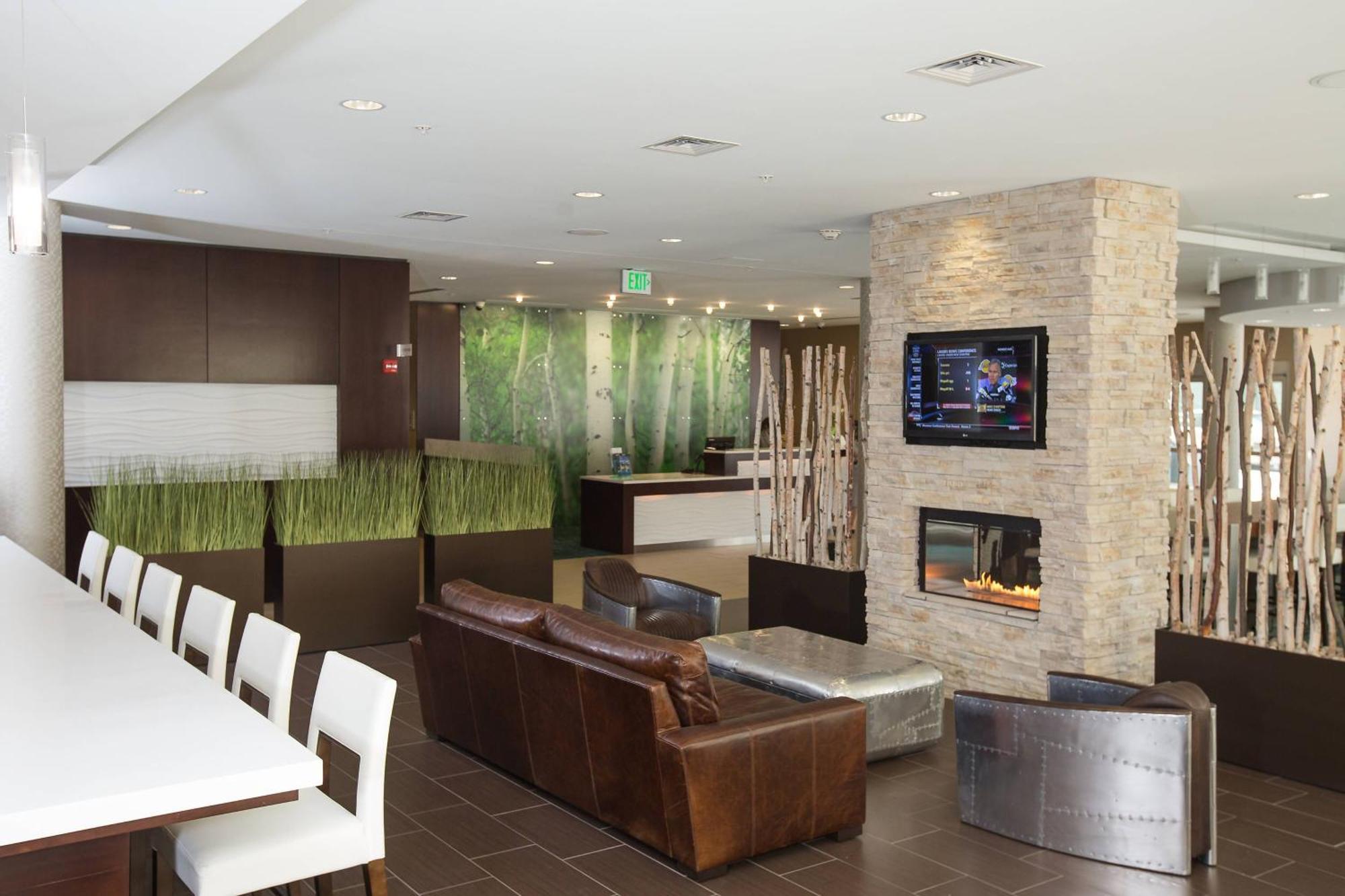 Springhill Suites By Marriott Bloomington Ngoại thất bức ảnh